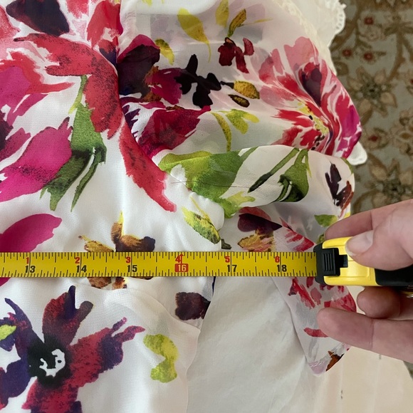 Chiffon white floral fit and flare dress - Picture 7 of 7